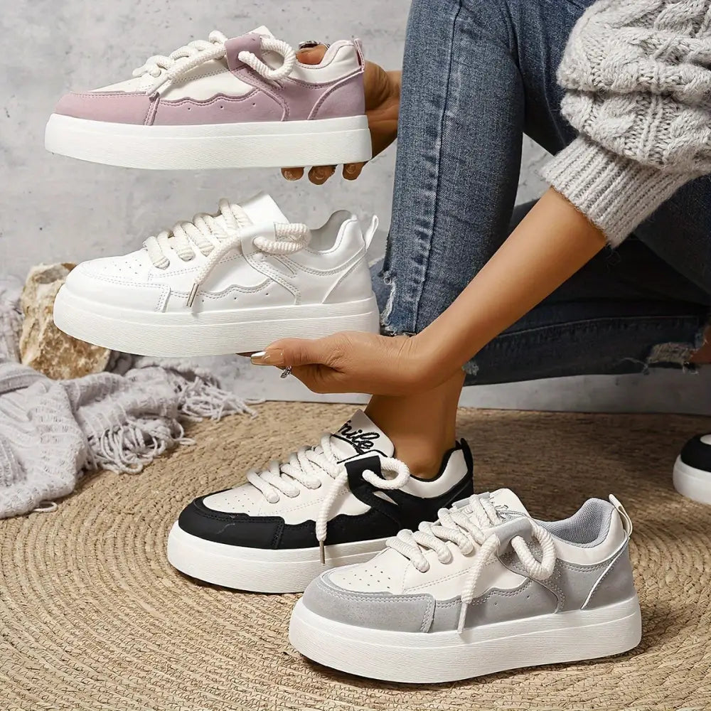 Solvia kadın sneaker modelleri, çeşitli renk ve stillerde rahat spor ayakkabılar