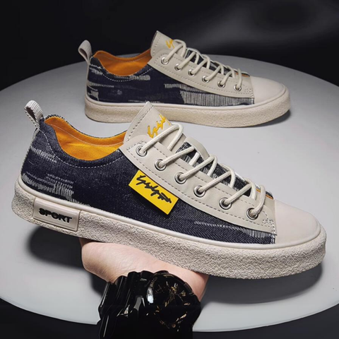 Fendor erkek casual sneakers in navy blue and beige with yellow accents, low-top design