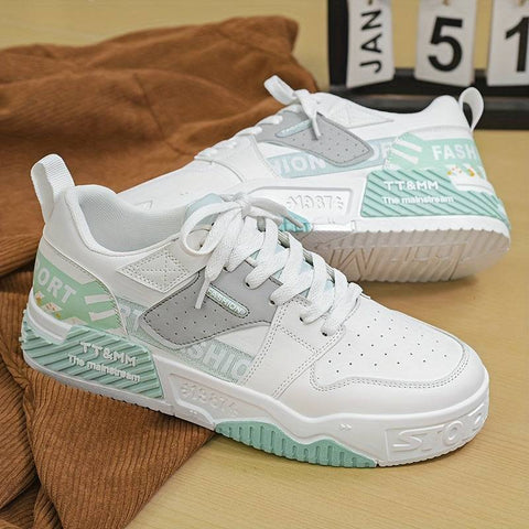 Beyaz ve mint yeşili Phoenix erkek sneakers, kalın taban ve bağcık tasarımı ile