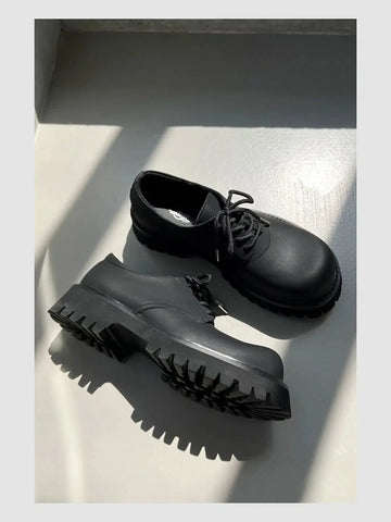 Ternon günlük unisex ayakkabı, kalın tabanlı siyah deri platform ayakkabılar