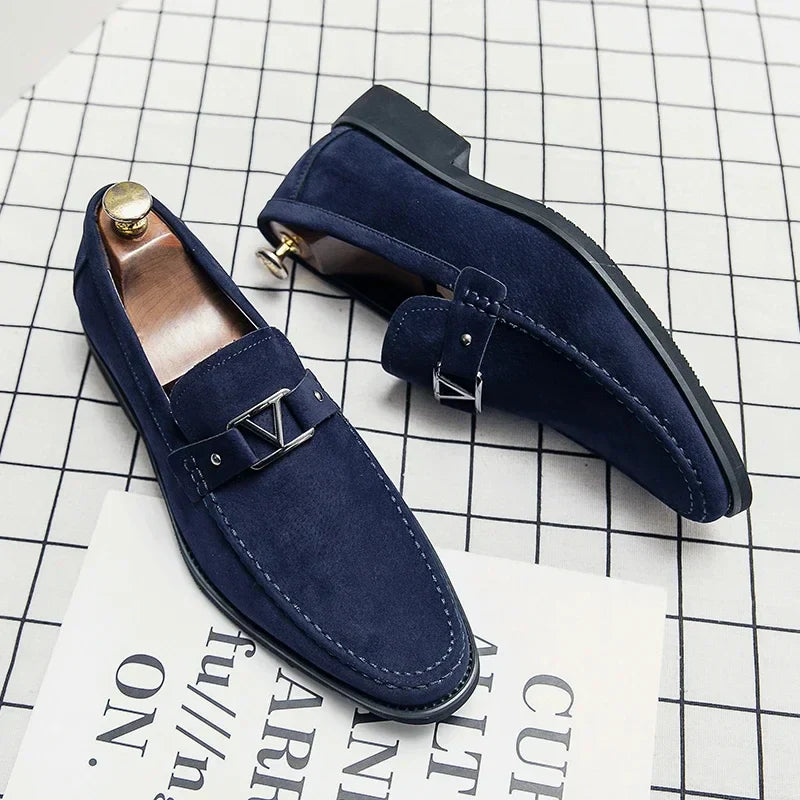 Gorel erkek loafer, lacivert süet ve metal detaylı şık tasarım
