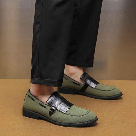 Fenlor günlük erkek olive yeşil loafer, siyah fringe ve tokalı detaylarla şık