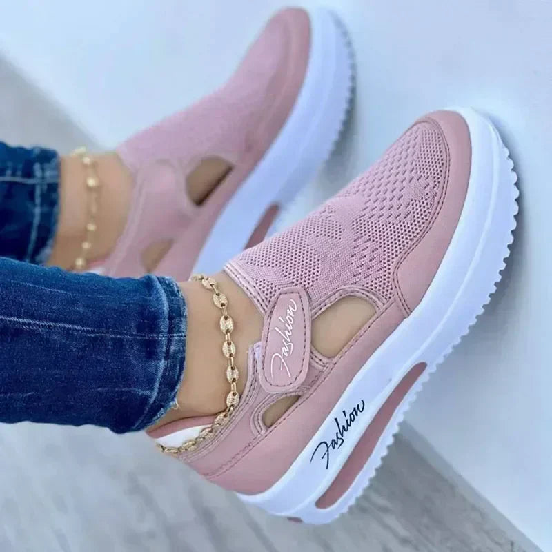 Marivella kadın spor ayakkabı, pembe mesh sneakers ve altın bileziklerle şık