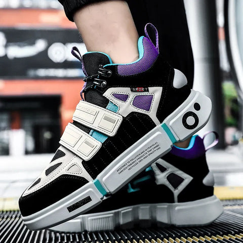 Gelecekten ilham alan Carinda unisex sneakers, canlı mor ve teal detaylarla tasarlandı