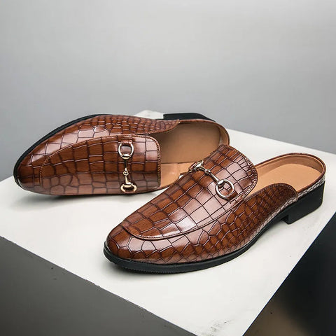 Crocodile-embossed Fendris erkek deri slip-on loafer with metal buckle details