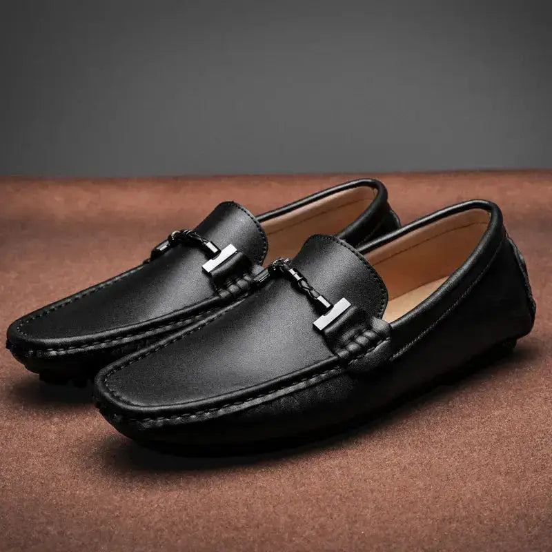 Delis erkek loafer siyah deri sürücü loafer, gümüş toka detaylarıyla şık