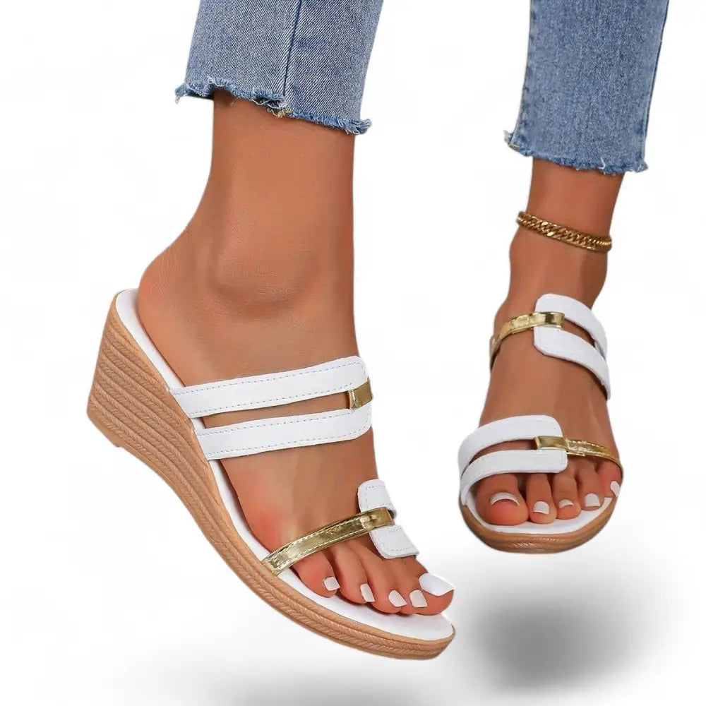Beyaz ve altın şeritli wedge sandalet, Elitwalk Faux kadın koleksiyonu