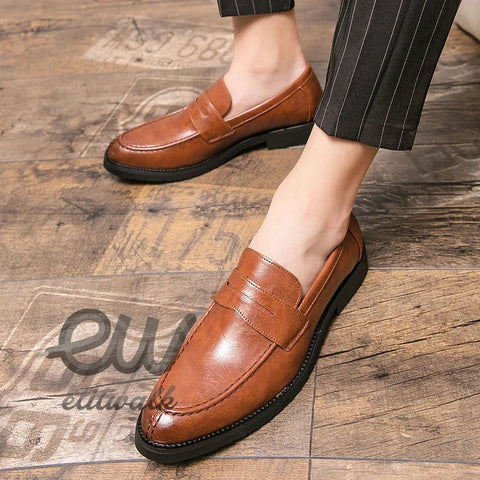 Brown leather penny loafers with pinstriped trousers, ideal for Feldor günlük ayakkabı