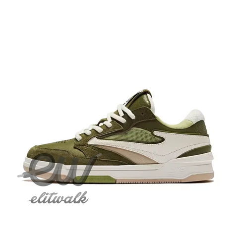 Felkin unisex sneakers in olive green and white with a stylish low-top design