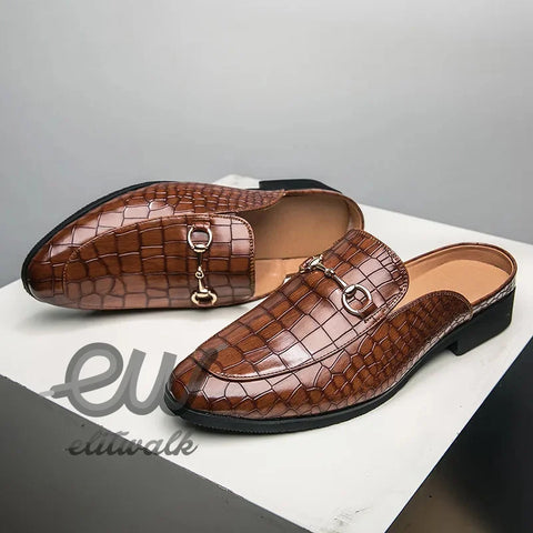 Crocodile-embossed Fendris erkek deri slip-on loafer with metal buckle details