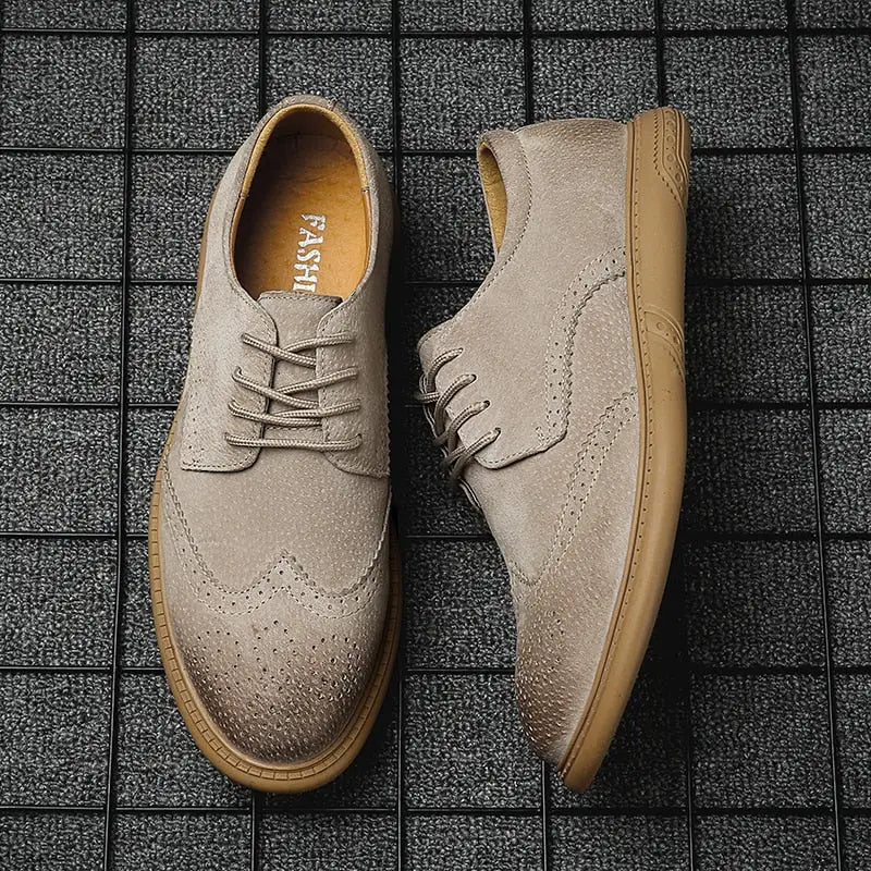 Fenoran erkek bej süet wingtip oxford ayakkabılar, brogue detaylı ve kauçuk tabanlı