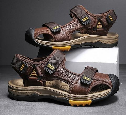 Rugged brown Velmir erkek sandalet with adjustable straps and thick soles