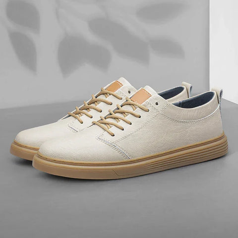 Off-white Jarlis günlük erkek ayakkabı with tan laces and gum soles