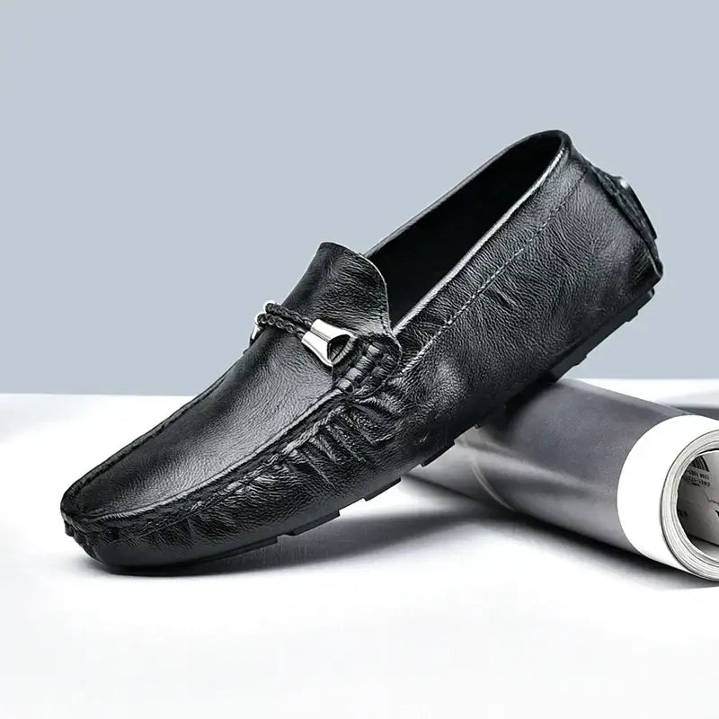 Keldor erkek loafer, siyah deri, metal tokalı şık tasarım ile