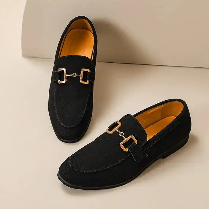 Marlo erkek loafers with black suede and gold horsebit hardware for stylish elegance