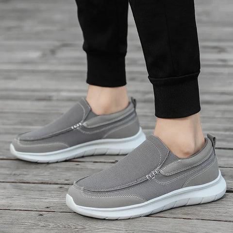 Gray slip-on canvas shoes with white soles from Muriel erkek günlük ayakkabı