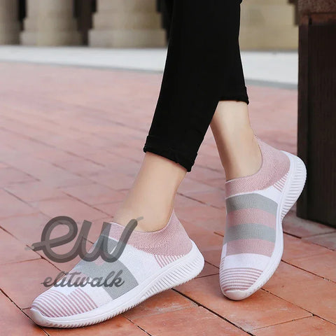 Nolessa kadın spor ayakkabı, pembe, beyaz ve gri slip-on sneaker tasarımı