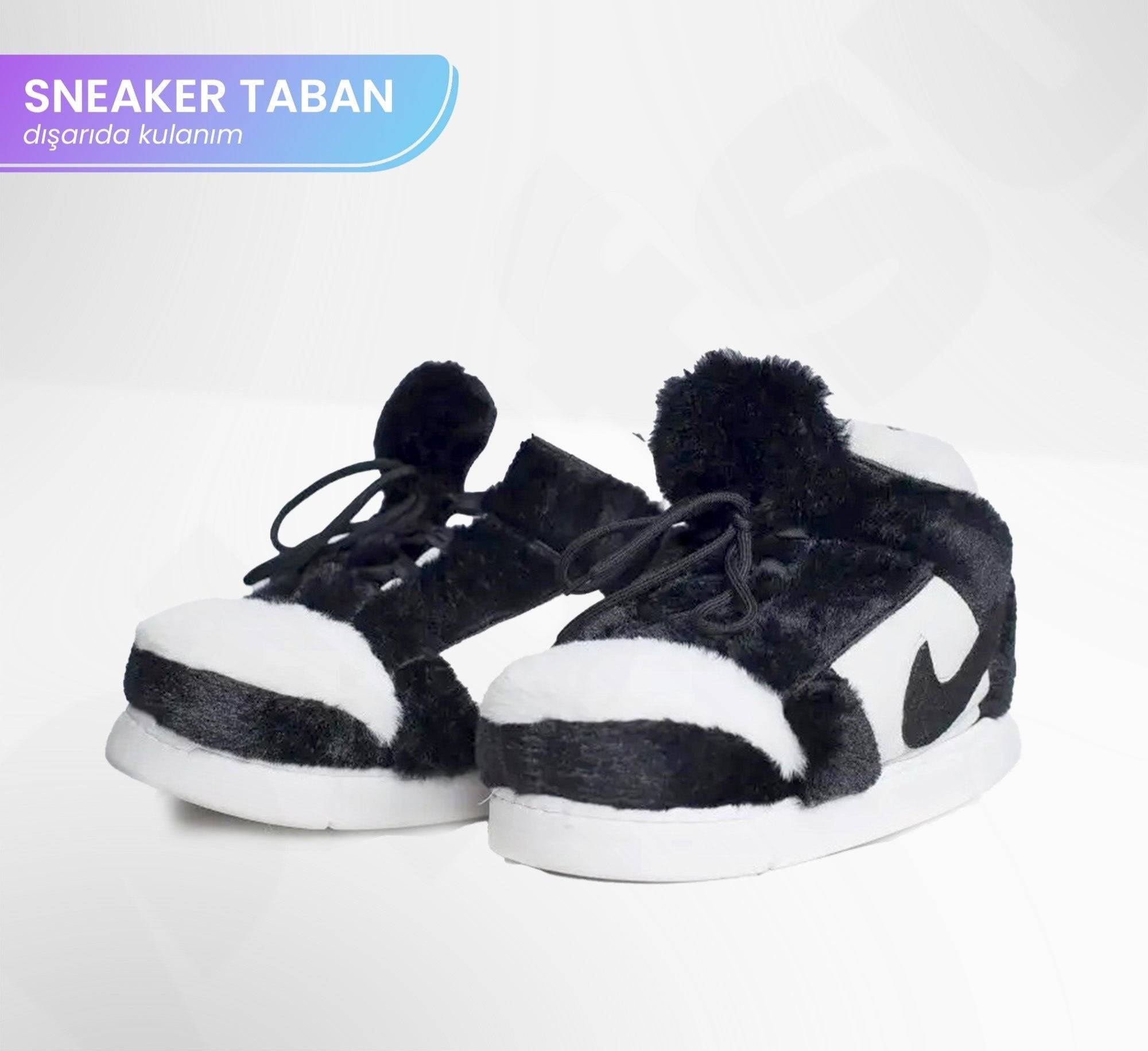 Siyah beyaz Nike panda peluş sneakers, şık ve konforlu peluş sneakers taban ile