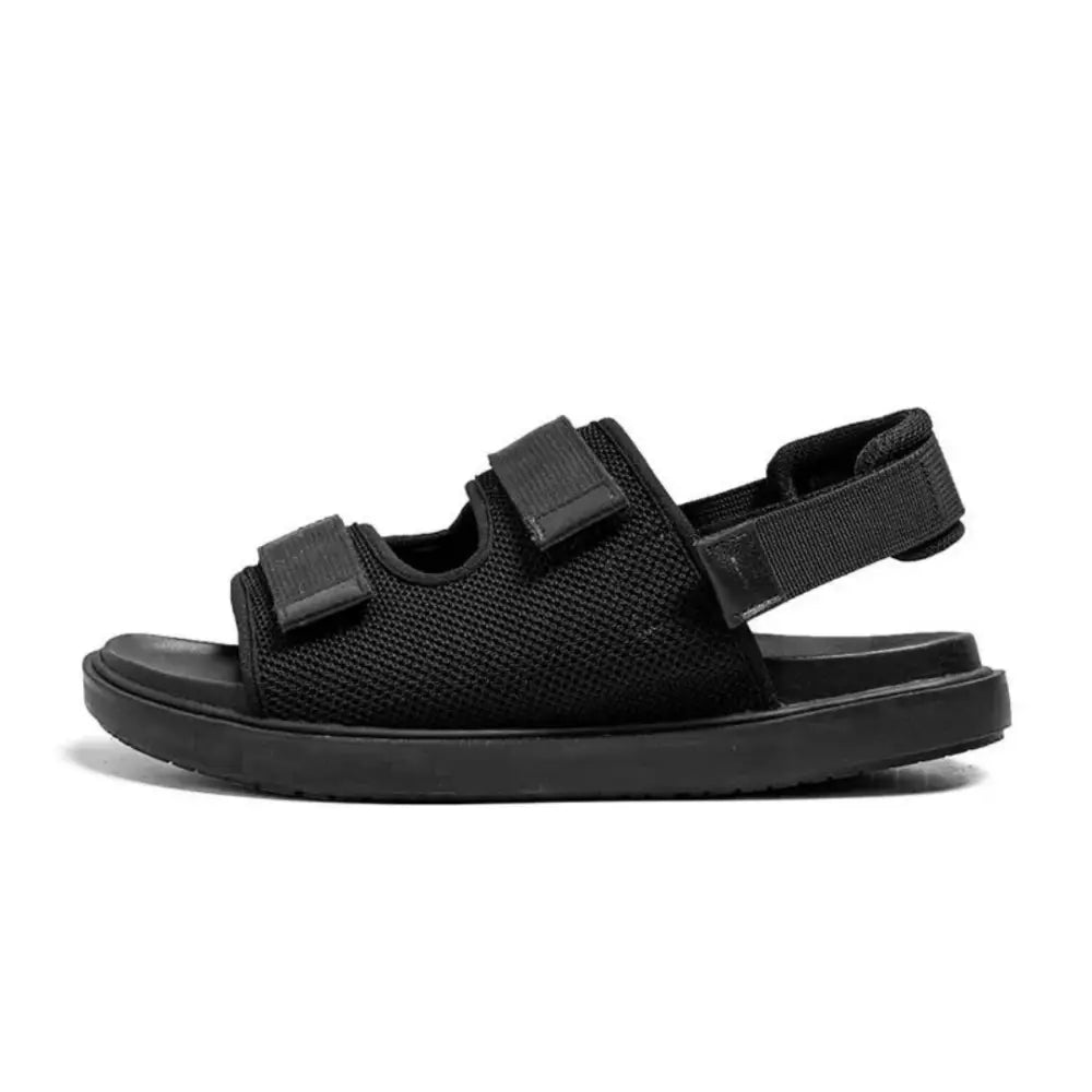 Pelrin erkek sandalet, ayarlanabilir velcro kayışları ve file üstü ile şık