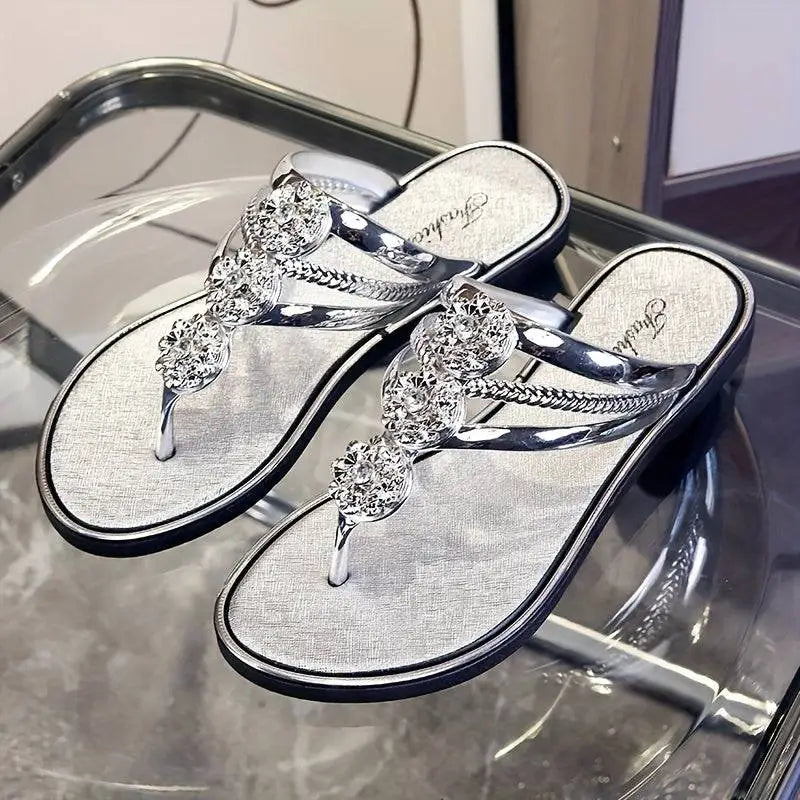 Sapphire kadın terlik, kıymetli taşlarla süslenmiş gümüş flip-flop sandaletler