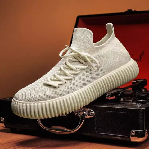 Beyaz örgü sneaker, ribbed taban ve bağcıklı tasarım ile Torian günlük ayakkabı