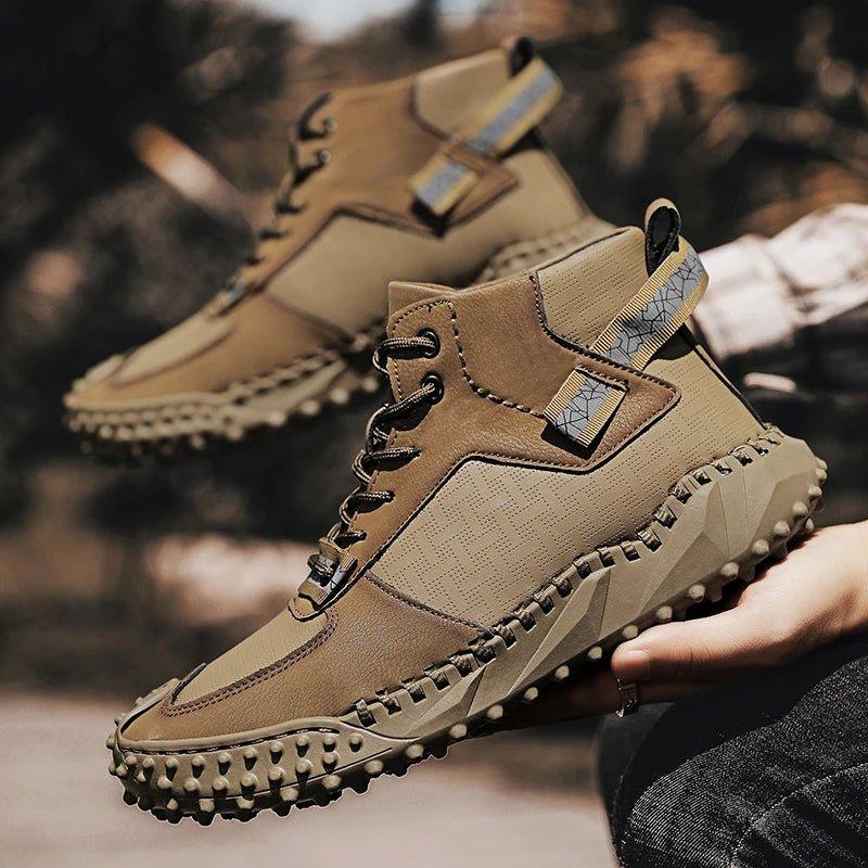 Rugged Varik erkek bot with distinctive treaded sole and lace-up design