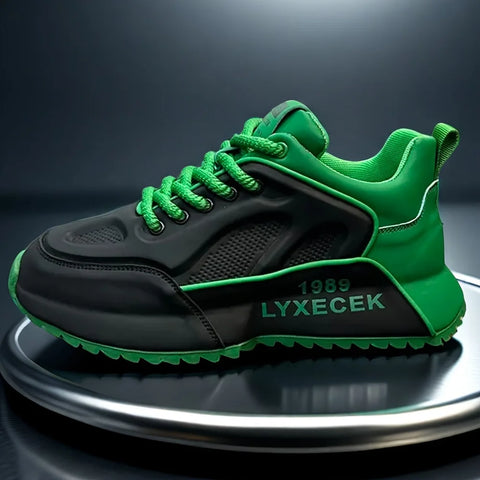 Parlak yeşil ve siyah Velcor erkek sneakers, yan tarafında LYXECEK markasıyla